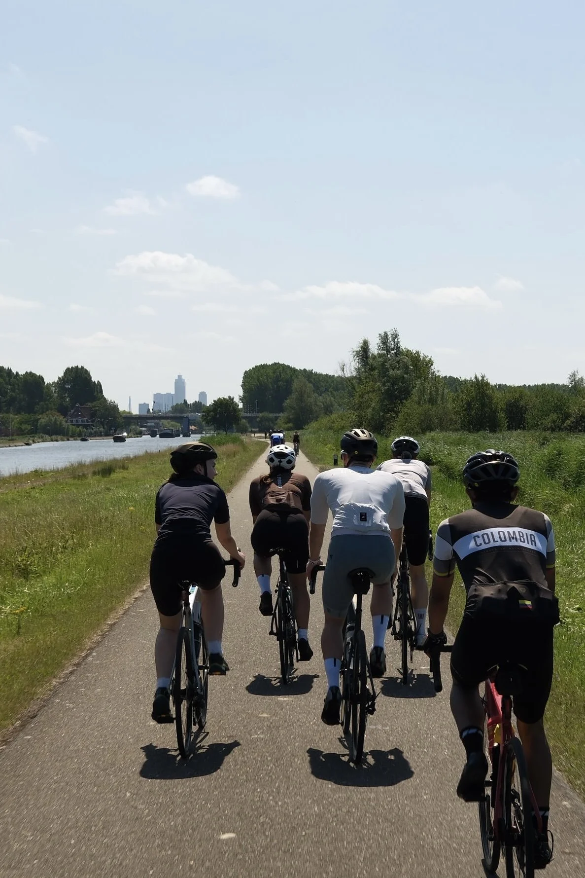 frame. social cycling club